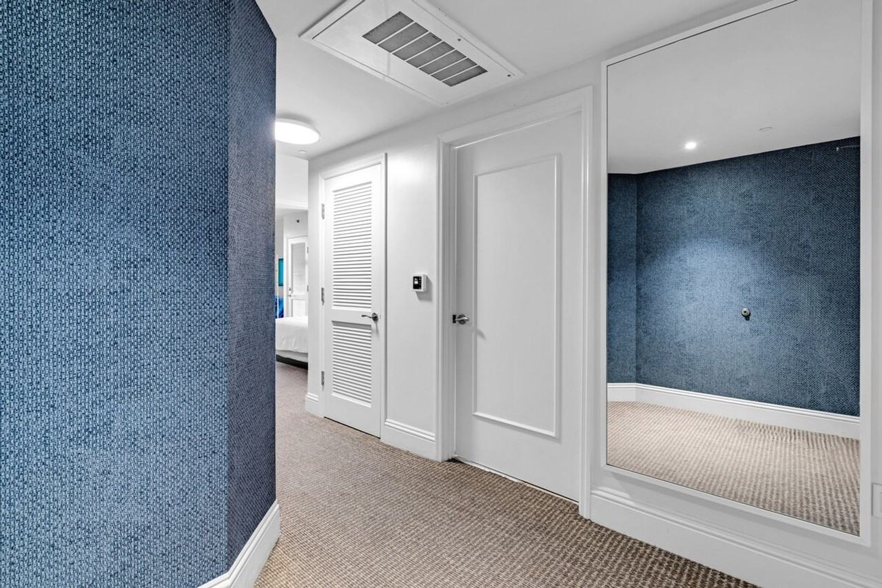 4385 Collins Ave #1540520P - Photo 4 of 15