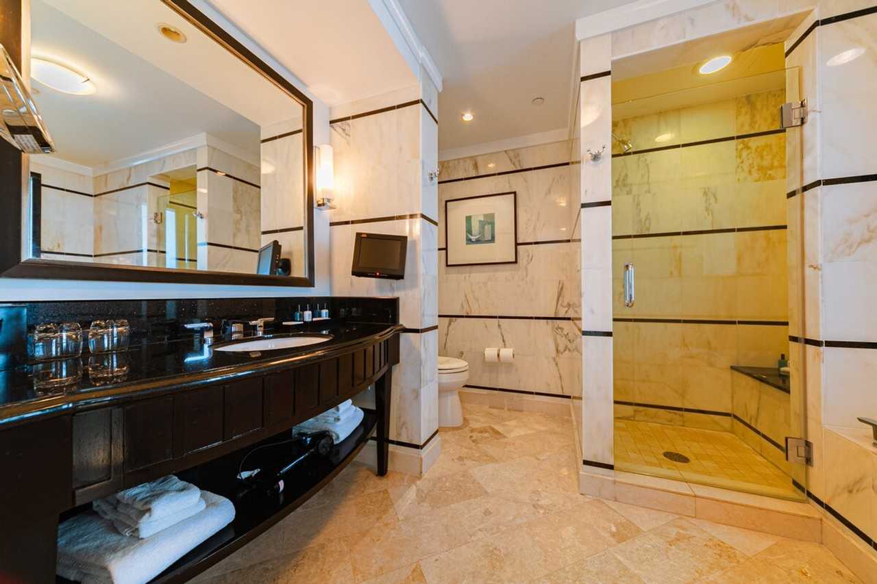 12 Collins Ave #1540558P - Photo 6 of 13