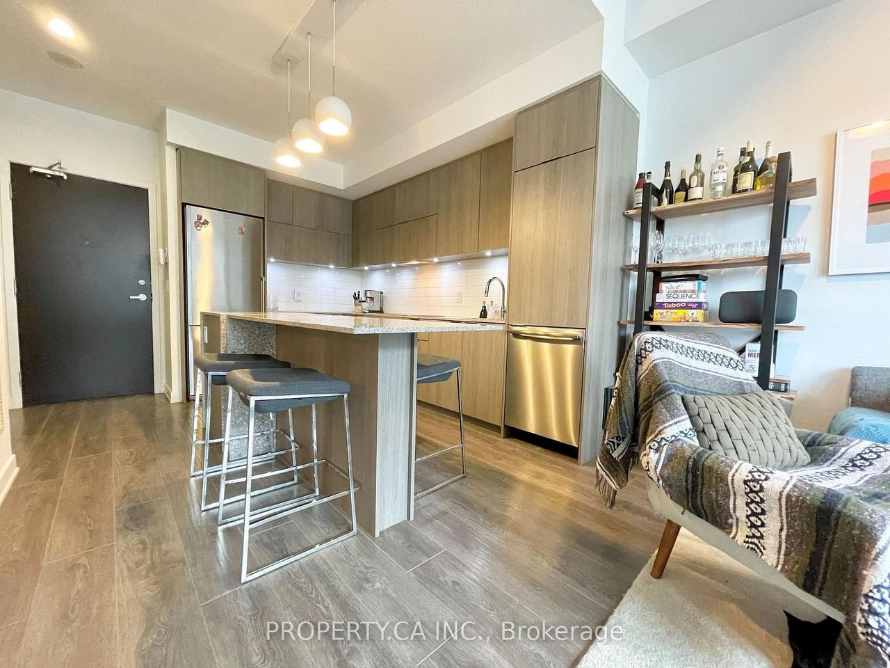 162 Sumach Street #116 - Photo 7 of 31
