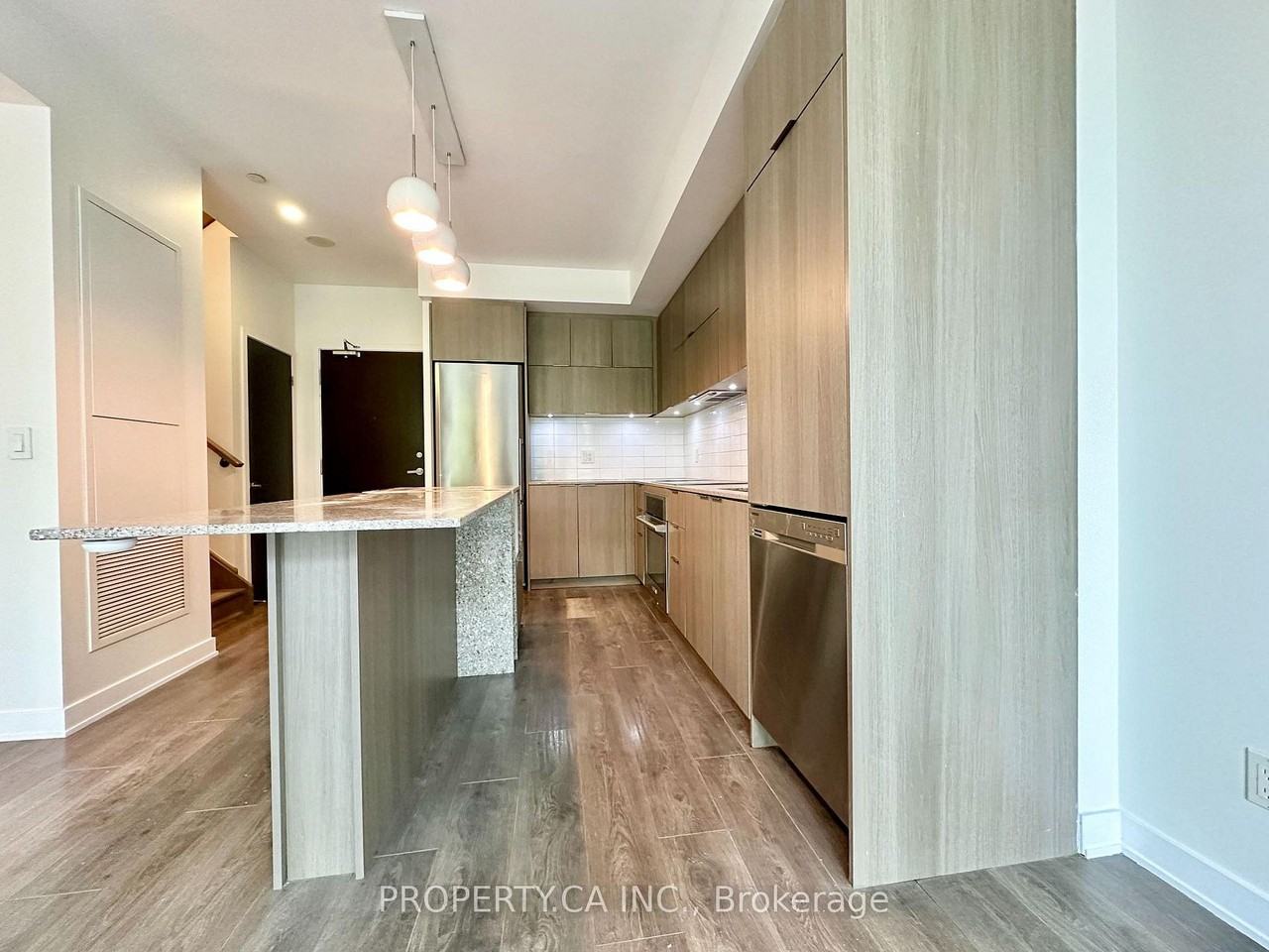 162 Sumach Street #116 - Photo 6 of 31