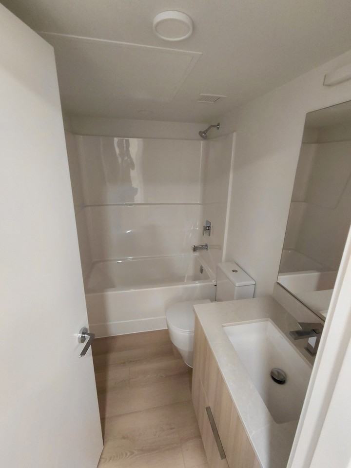 315 Alderson Avenue - Photo 4