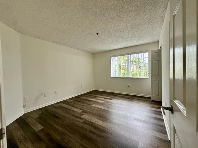 3299 Clint Moore Road - Photo 4 of 8