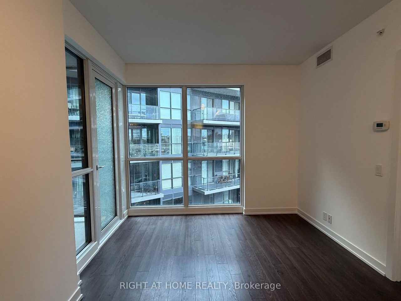 10 Park Lawn Road #522 - Photo 6 of 9