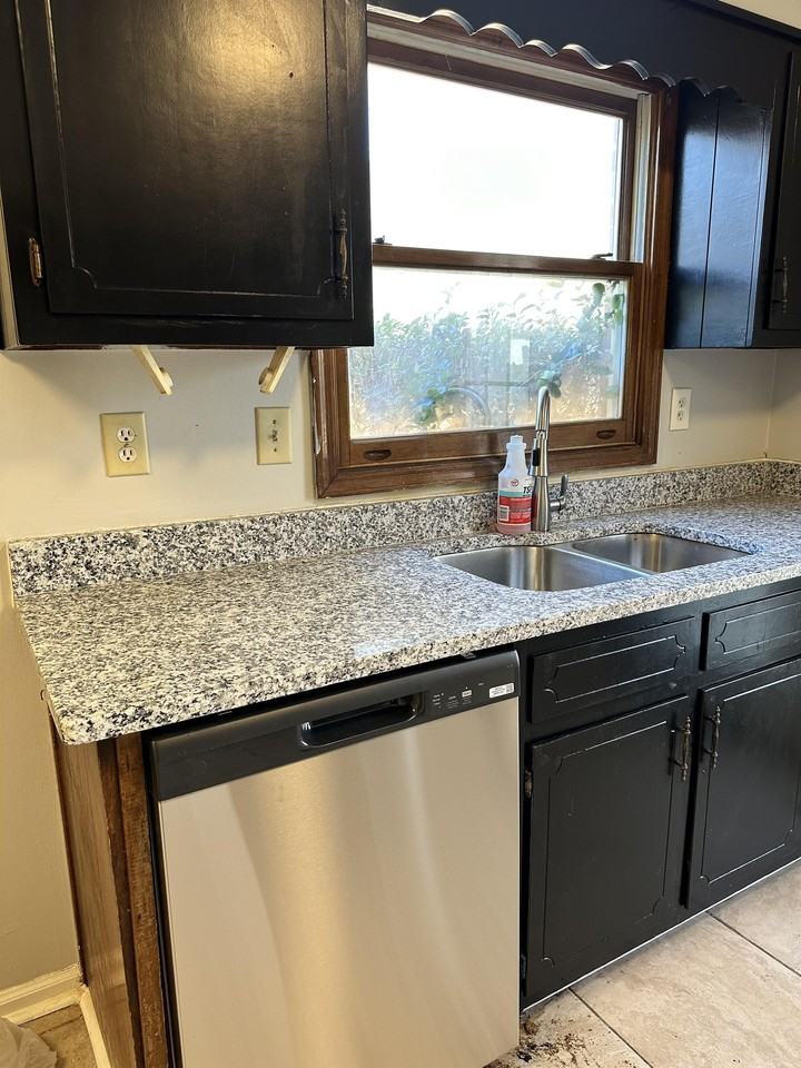 417 Patrick Henry Ct #1 - Photo 5 of 22