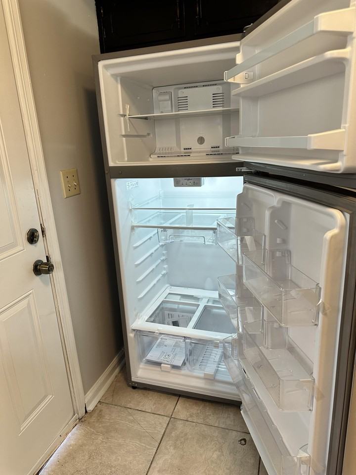 417 Patrick Henry Ct #1 - Photo 5 of 22