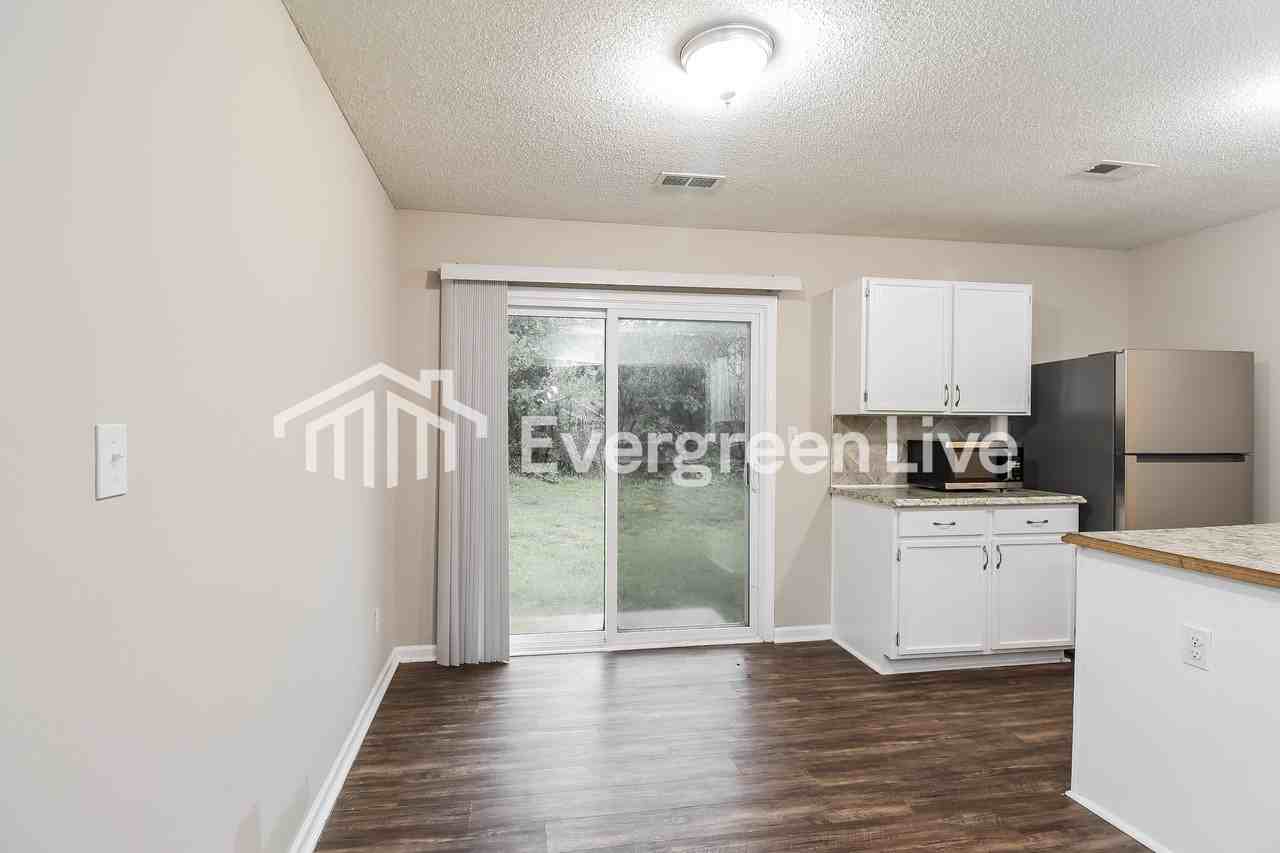11622 Stewarts Crossing Dr #101 - Photo 5 of 15