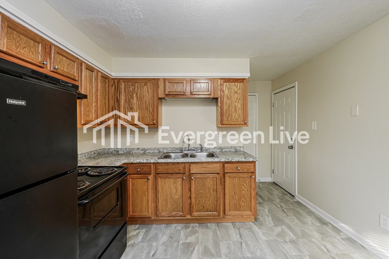27 Orchard Dr - Photo 6 of 15