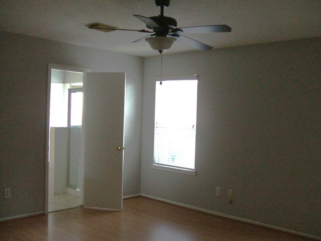 8978 Dawnridge Dr - Photo 3 of 5