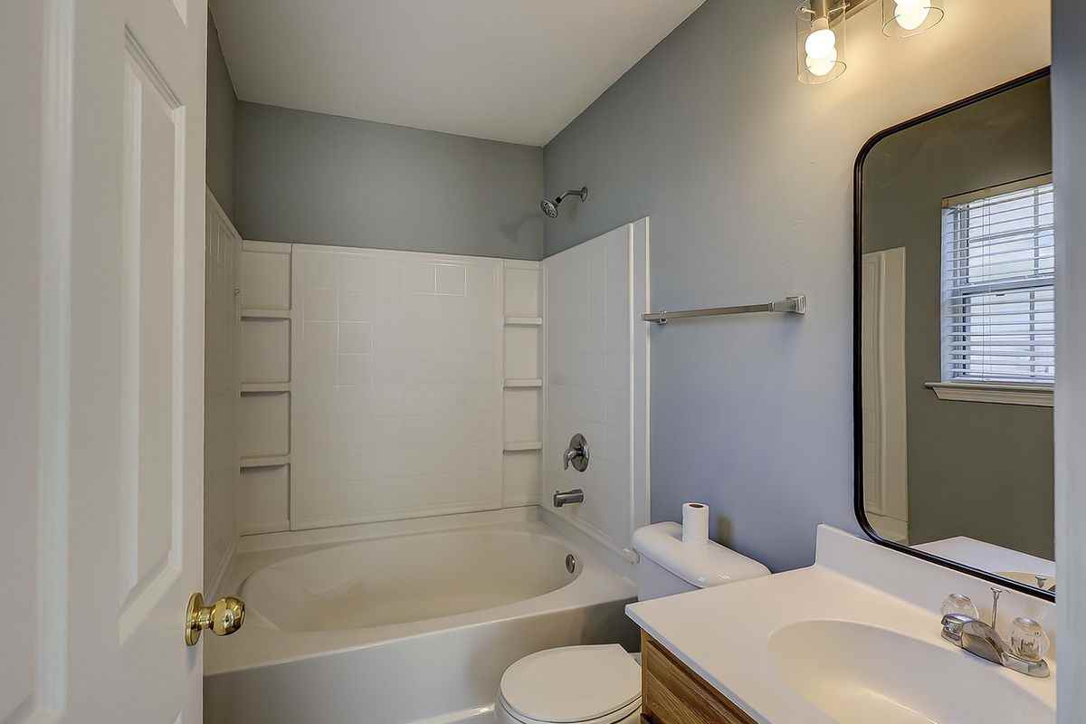 6 Spruce Dr - Photo 4 of 22