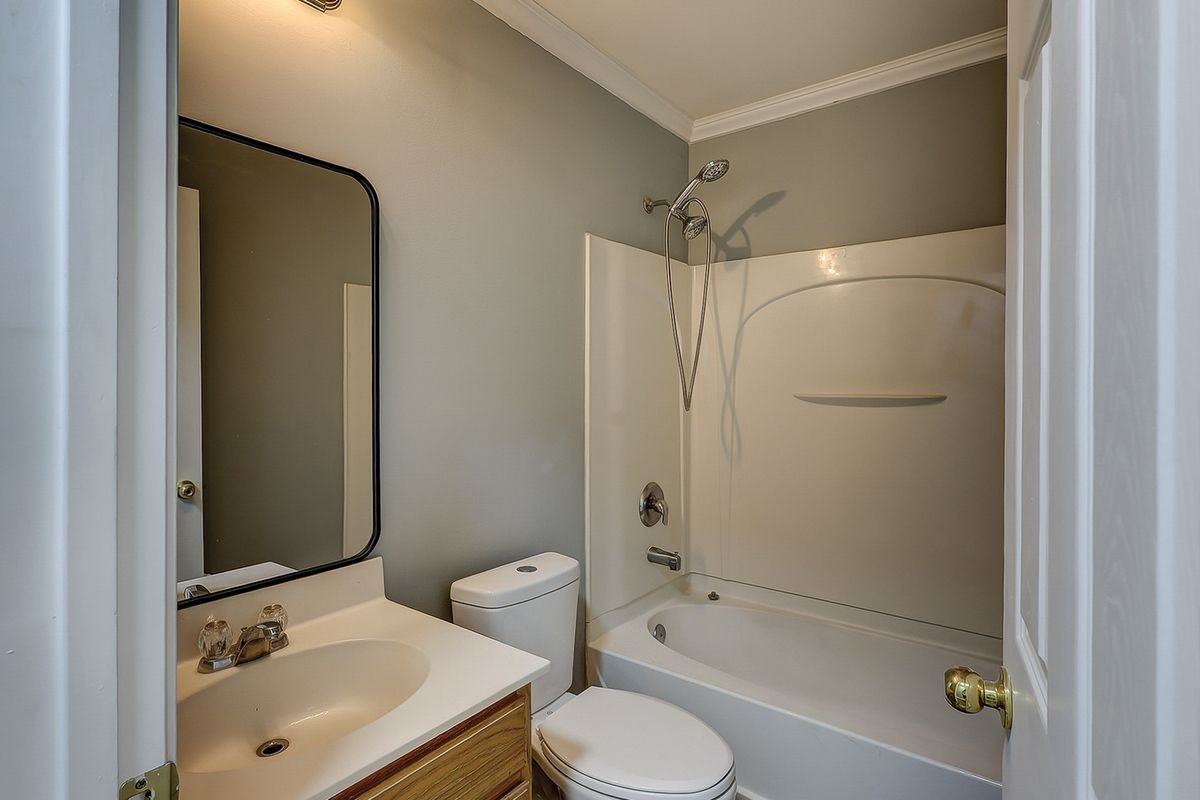 6 Spruce Dr - Photo 5 of 22