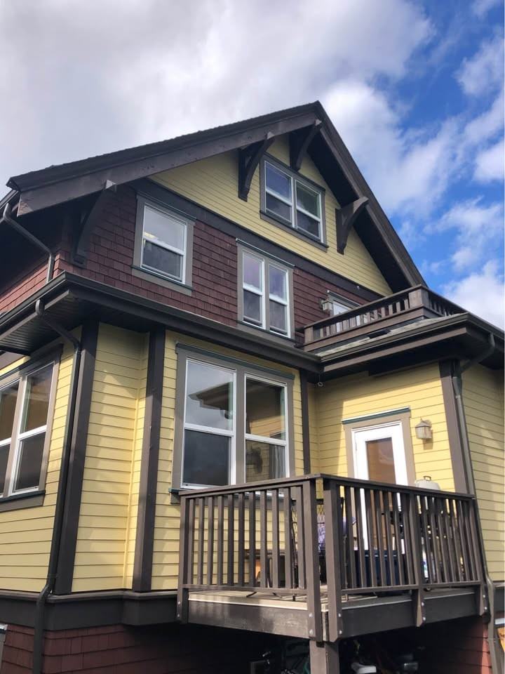 707 Linden Avenue - Photo 2 of 7