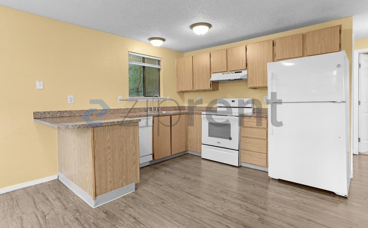 5205 S Orchard St #A - Photo 7 of 16