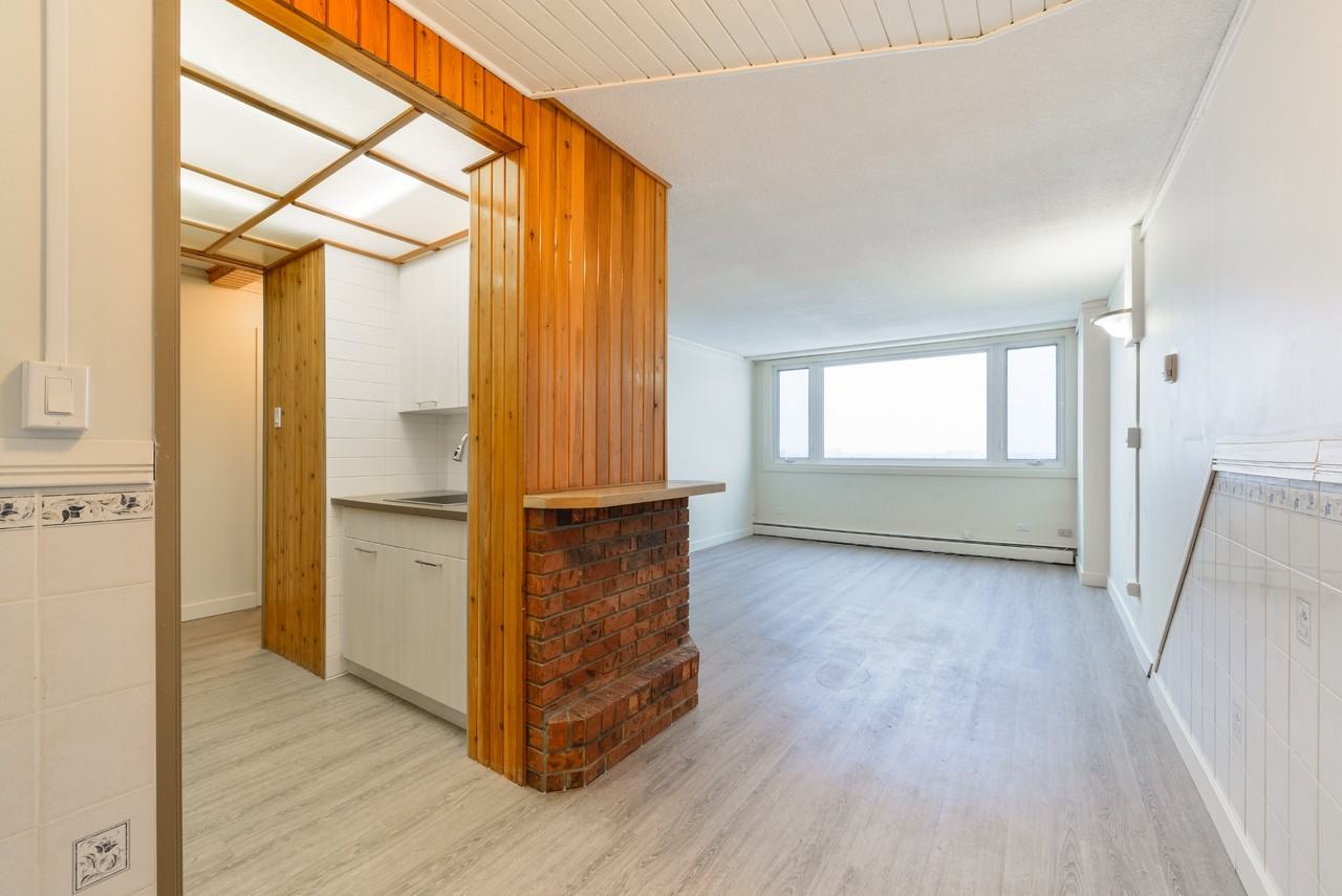 Kingsway Tower - Photo 5 of 15