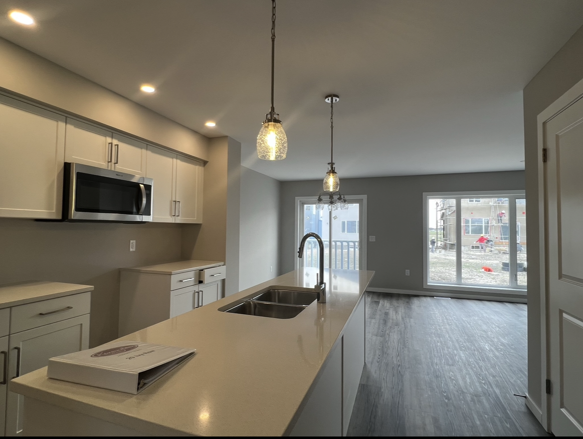 31 Ivy Row - Photo 2 of 15