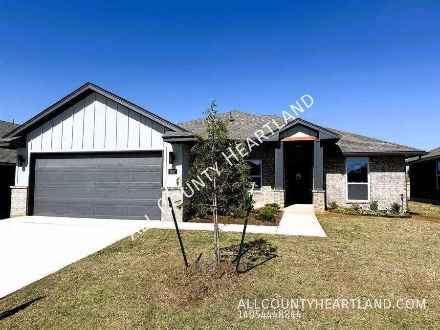 1017 Redwood Creek Dr