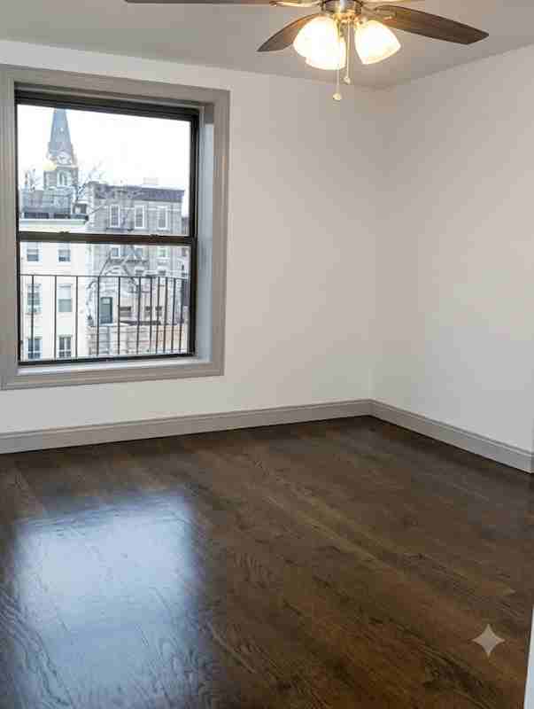 172 Union St #3R - Photo 5 of 8