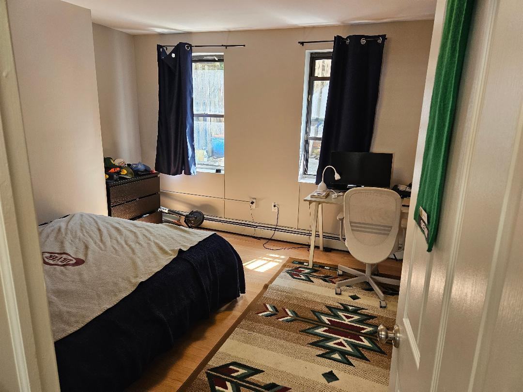 111 Bloomfield St #1 - Photo 6 of 11