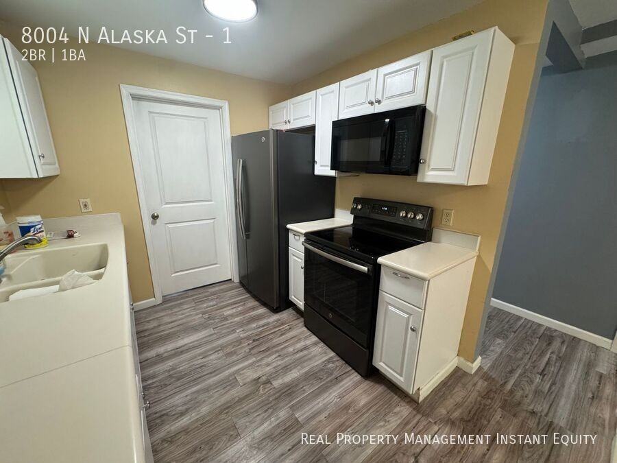 8004 N Alaska St #1 - Photo 6 of 14
