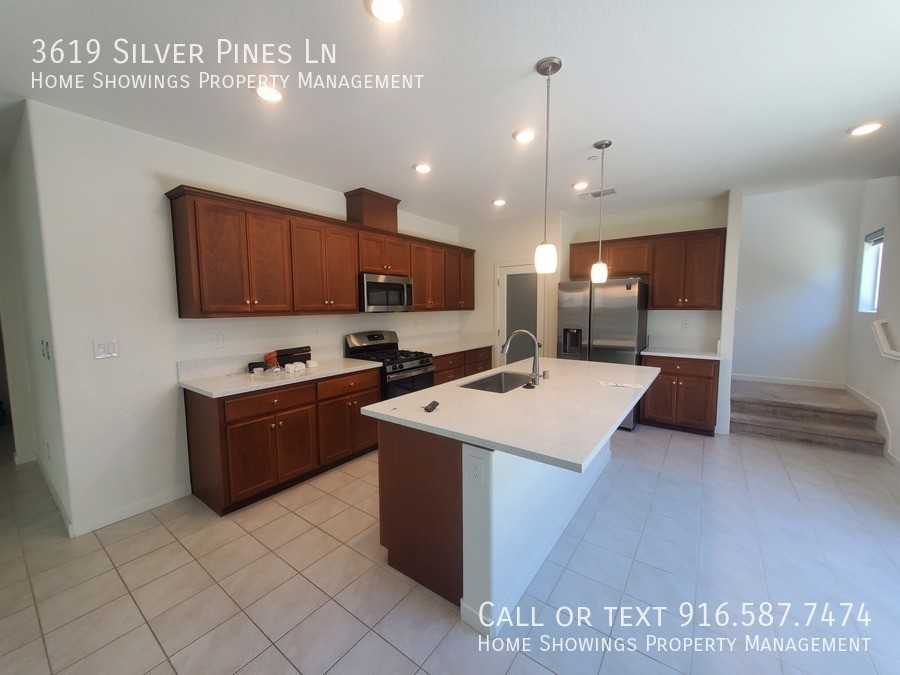 3619 Silver Pine Ln - Photo 2 of 15
