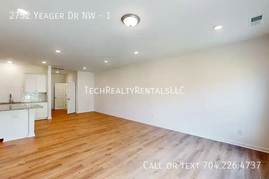 2752 Yeager Dr #1 - Photo 6 of 18