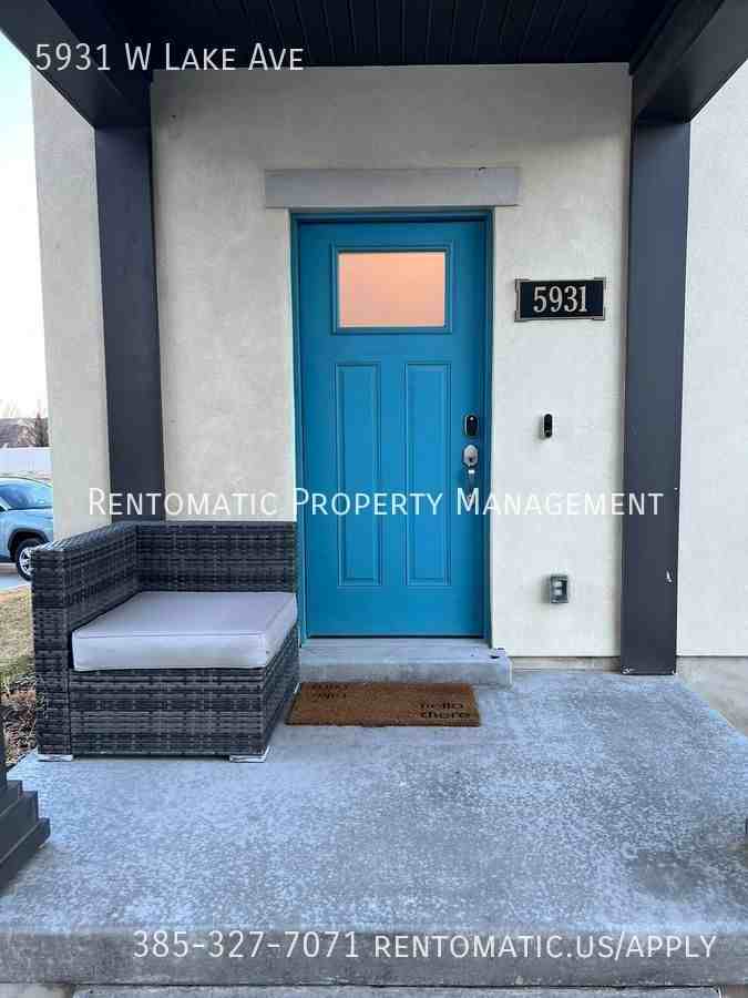 5931 W Lake Ave - Photo 2 of 17