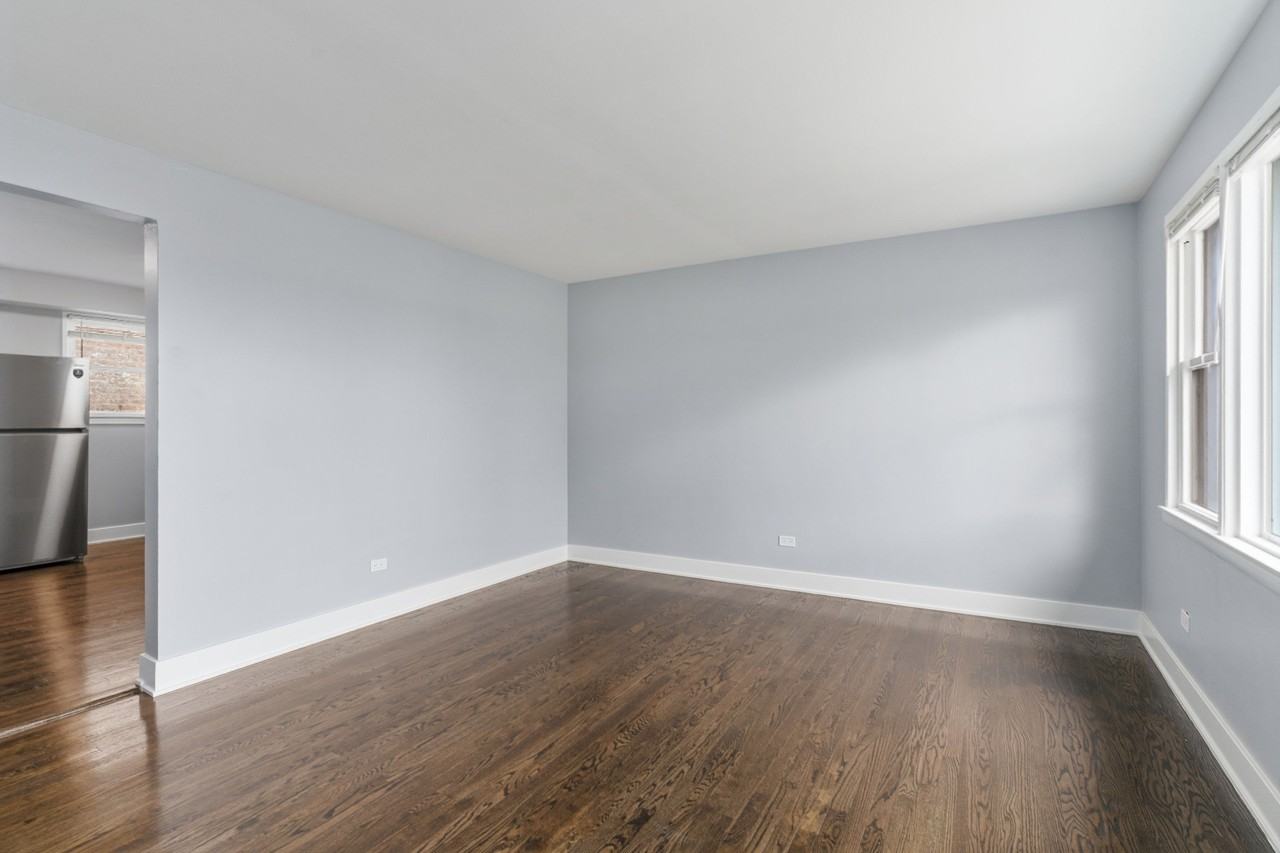S Jeffery Blvd & E 79th St #3E - Photo 5 of 17