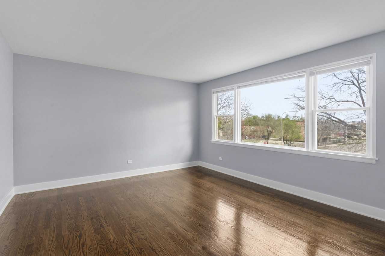 S Jeffery Blvd & E 79th St #3E - Photo 4 of 17