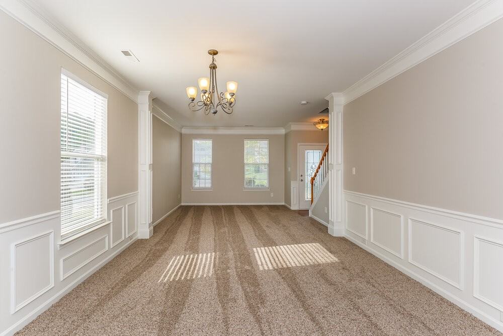 5721 Verrazano Dr - Photo 4 of 17