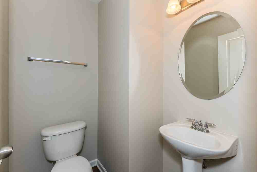 5721 Verrazano Dr - Photo 7 of 17