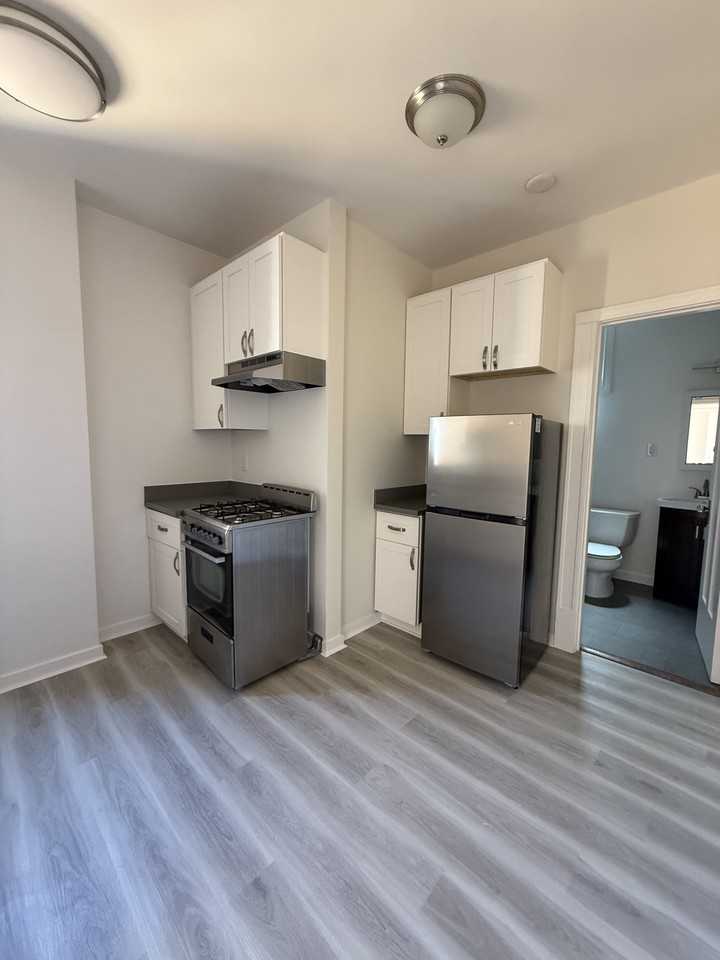 422 Ellis St #608
