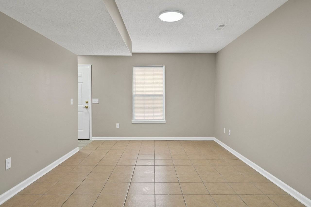 Autovilla Townhomes - Photo 7 of 15