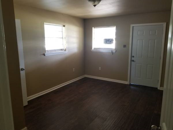 201 Cockerham Rd - Photo 3 of 6
