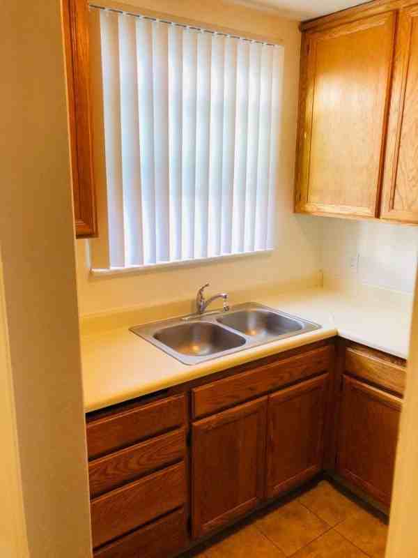 4450 49th St - Photo 4 of 8