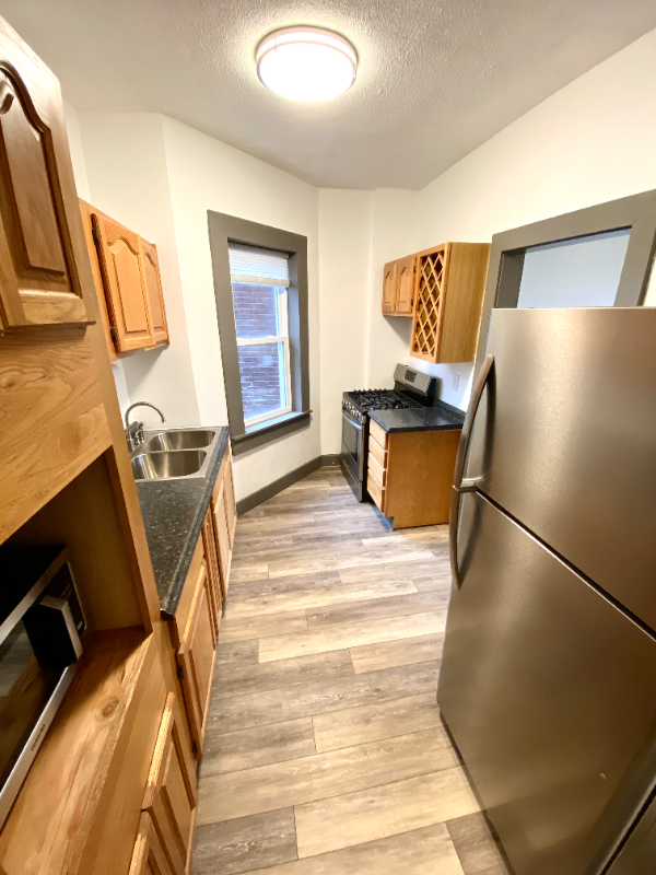 420 High St #402 - Photo 3 of 7