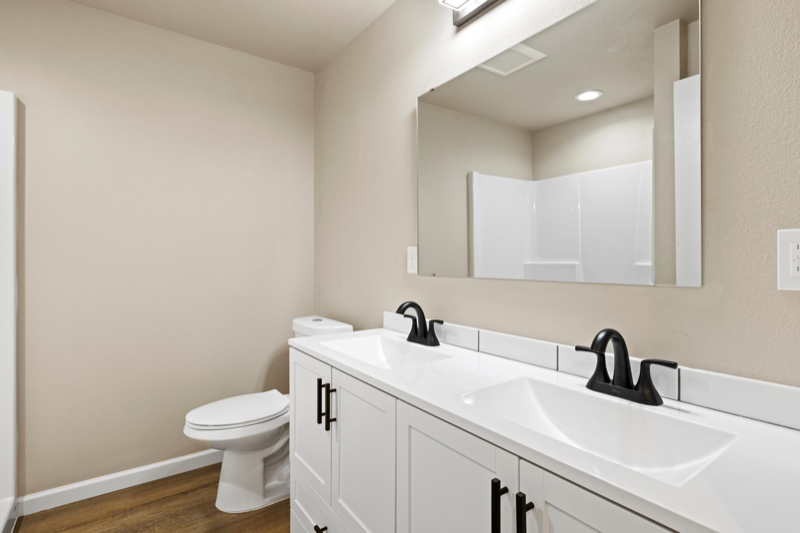 627 N Tweedt St #H - Photo 5 of 5