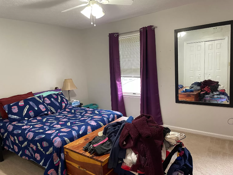 235 Emerald Dr - Photo 3 of 6