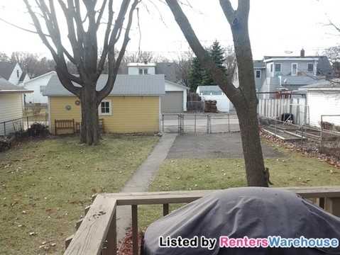 410 8th Ave S - Photo 2 of 24