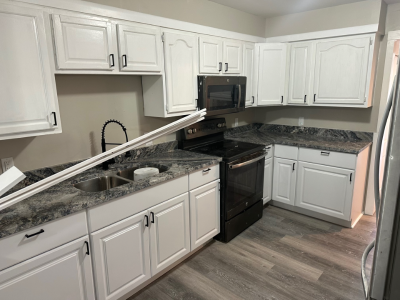 1808 Holman Ave - Photo 4 of 18