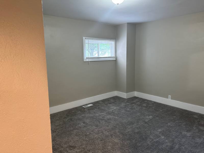 1808 Holman Ave - Photo 6 of 18