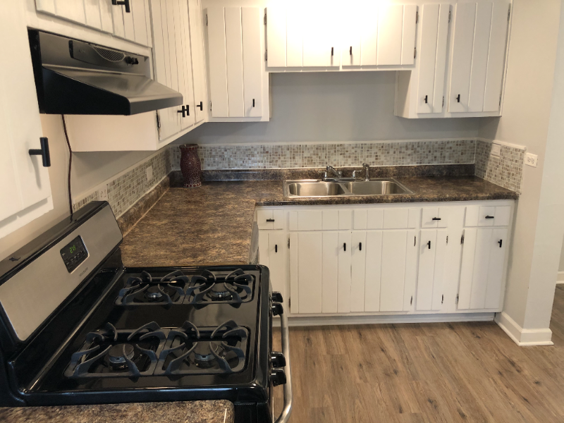 842 W 7th St - Photo 4 of 17