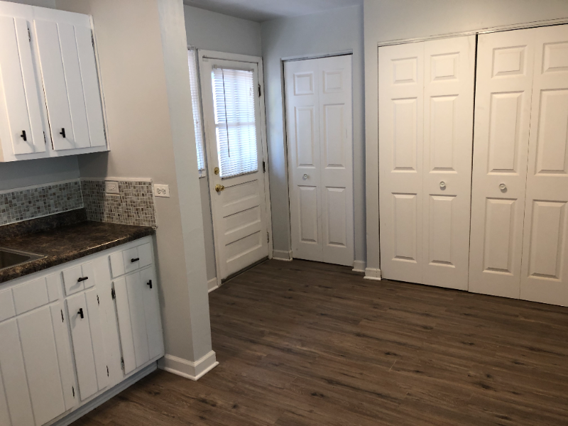 842 W 7th St - Photo 6 of 17