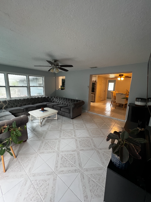4038 Prado Dr - Photo 4 of 29