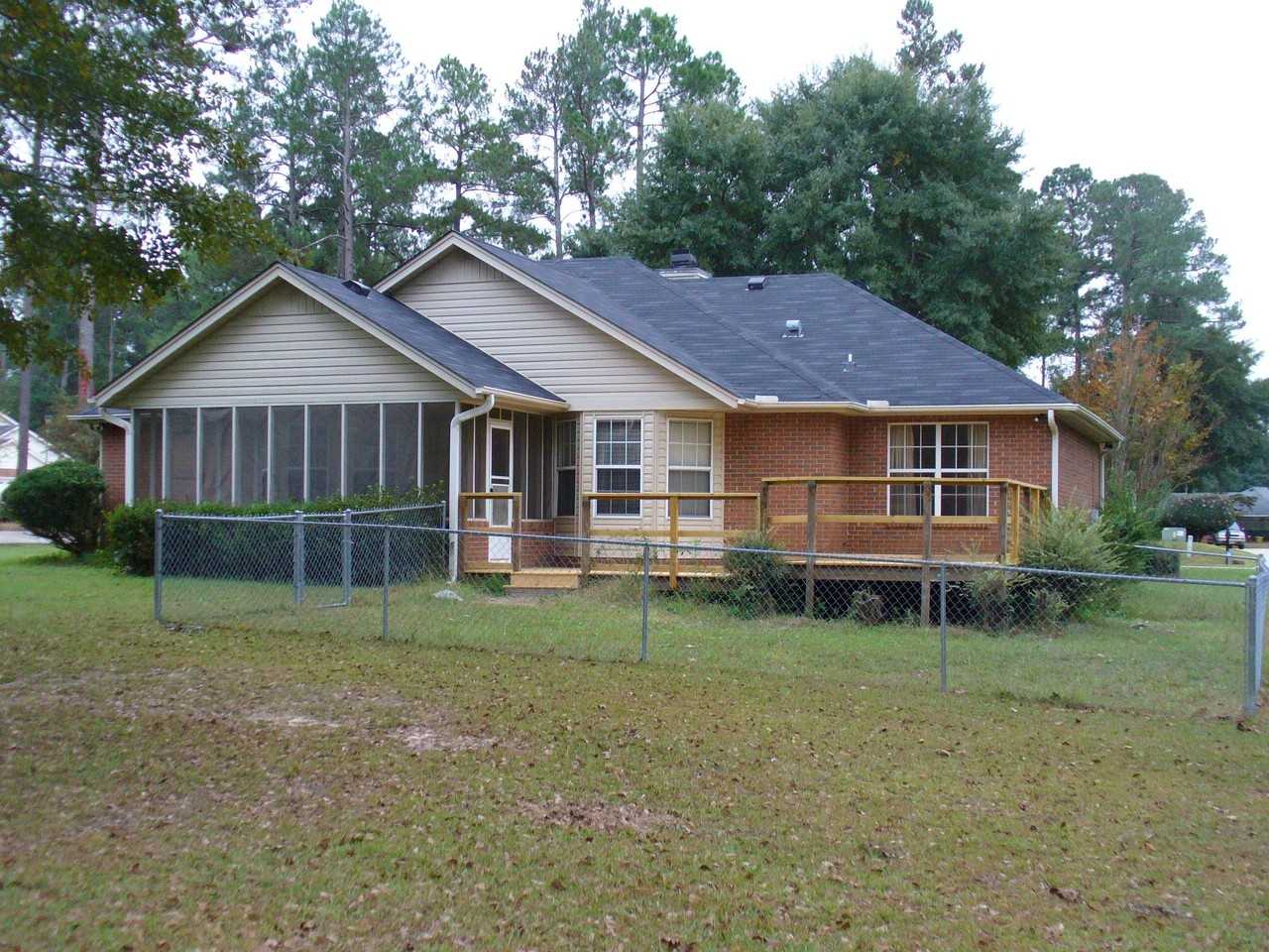 1013 Pleasant Valley Dr - Photo 2 of 19
