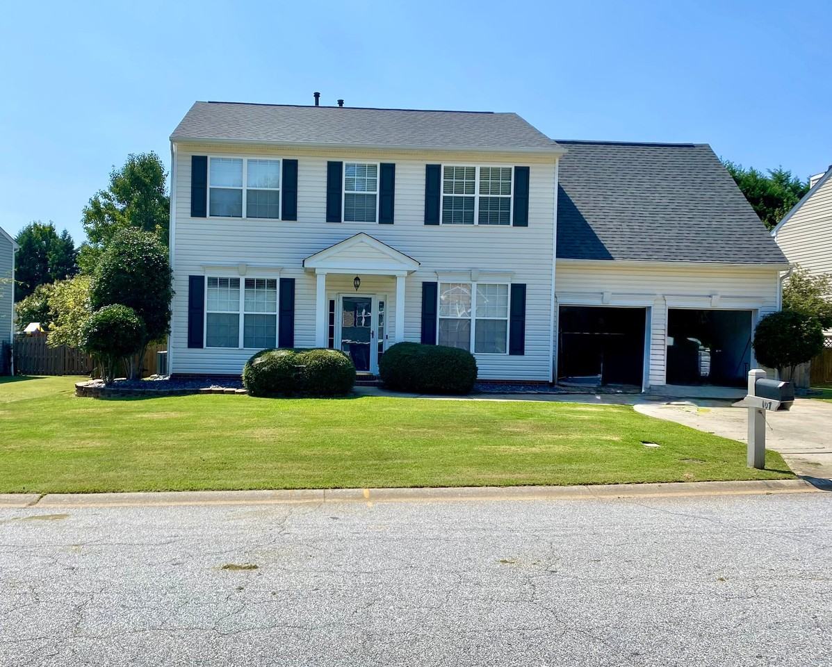 107 Whixley Ln - Photo 2 of 20