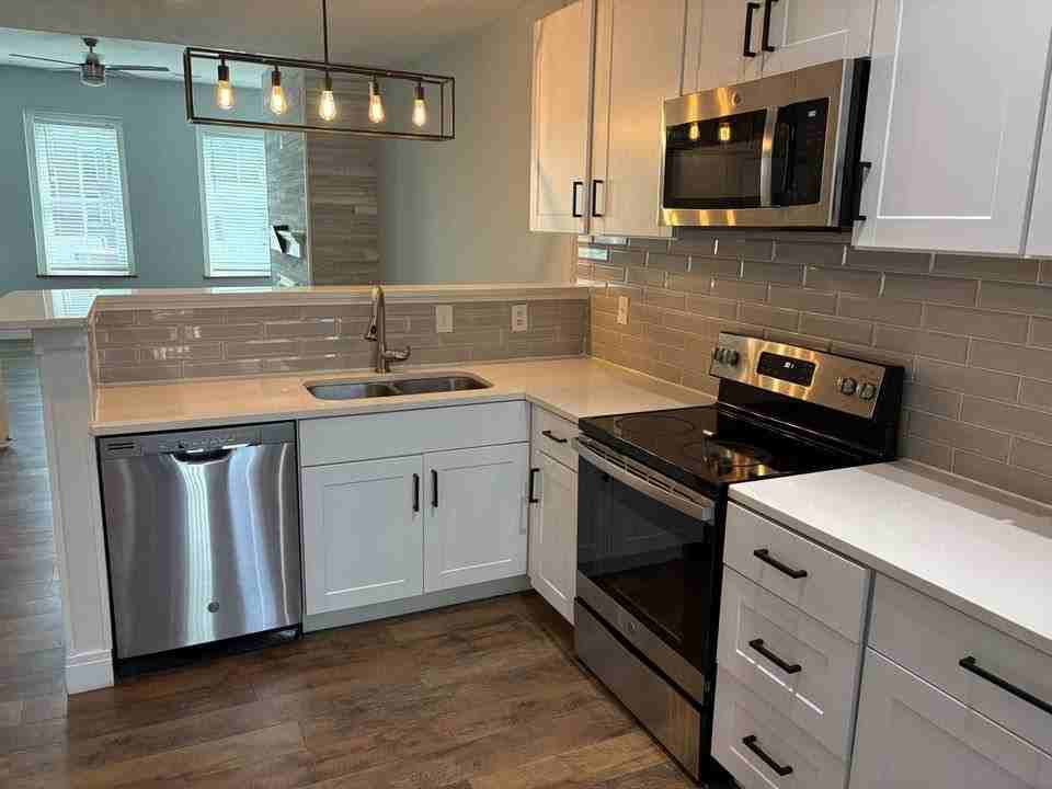 809A Russell Blvd #809A - Photo 3 of 12