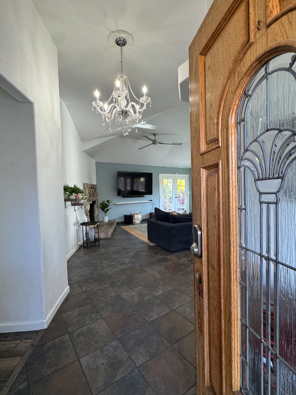 683 Joaquin Ave - Photo 6 of 9