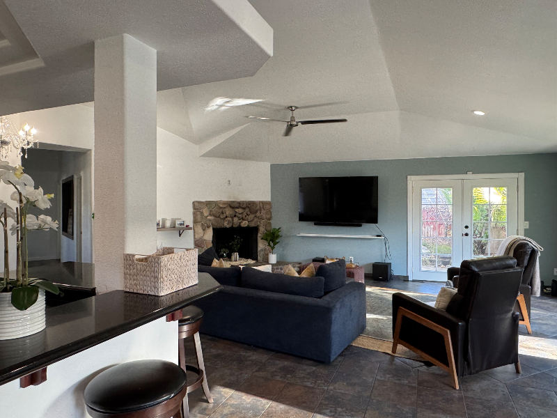 683 Joaquin Ave - Photo 7 of 9