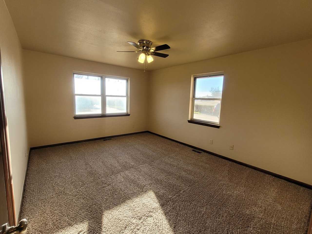 4805 Del Crest Dr - Photo 7 of 15
