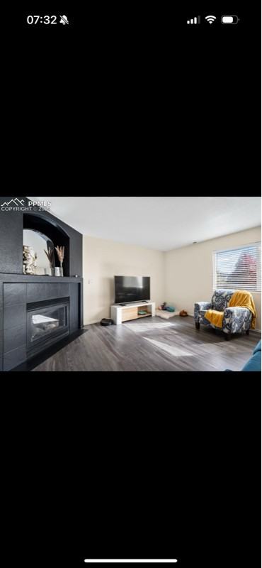 4569 Tetman Ln - Photo 3 of 10