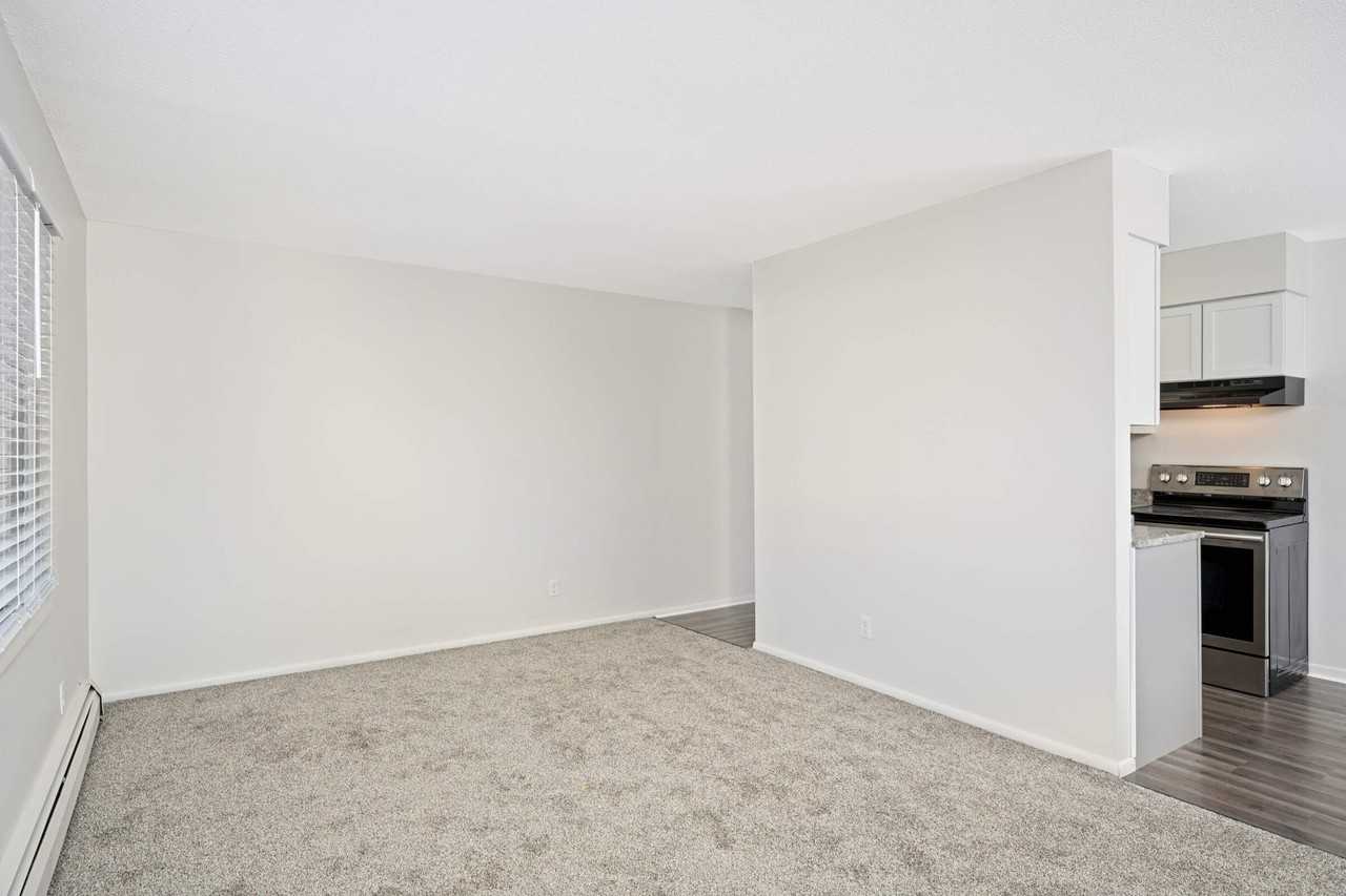 3625 Aldrich Ave S #301 - Photo 5 of 12